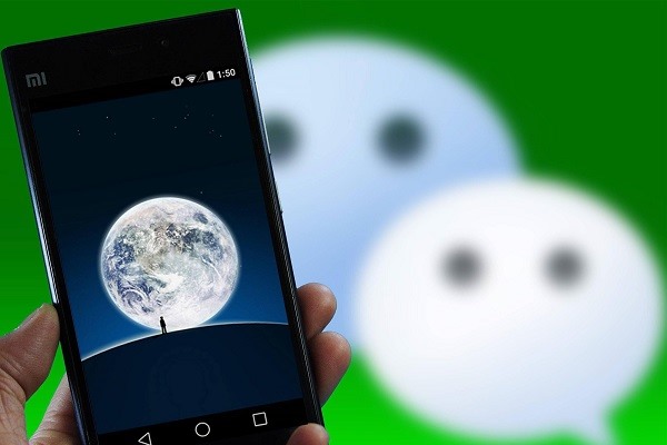 有什么软件可以让微信虚拟定位？要免费的？